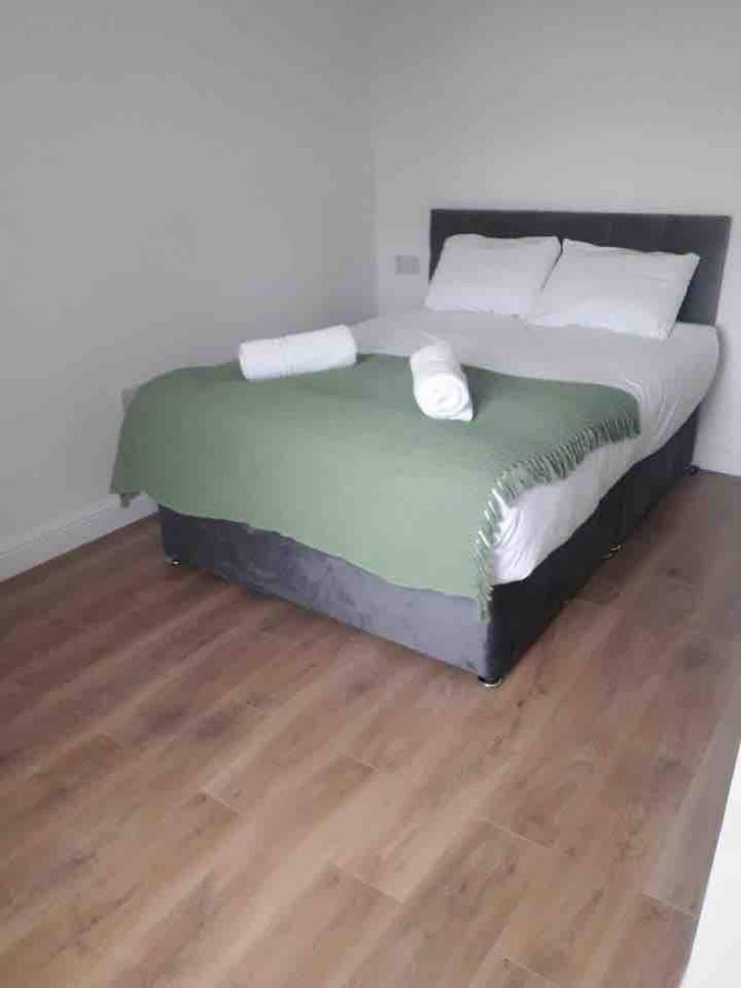 Catherine 5 Bedroom House Crewe Eksteriør billede